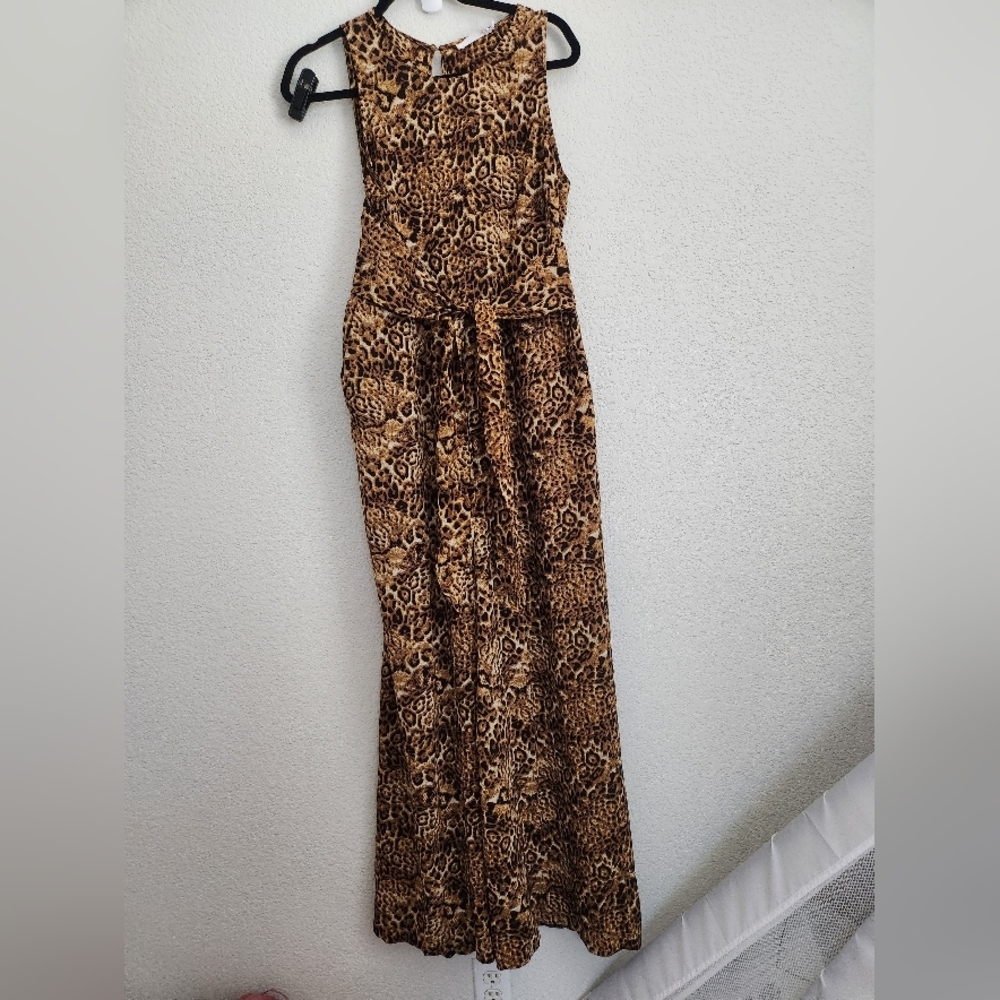 ALL IN‎ FAVOR LEOPARD PRINT WIDE LEG JUMPSUIT  SZ M - Picture 2 of 8